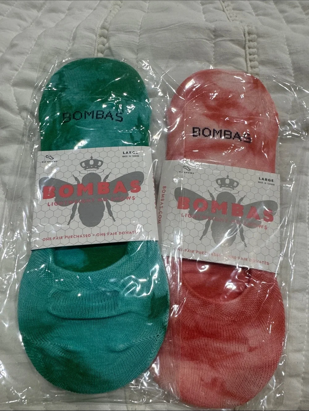 NWT Set Of 2 Bombas Womens SZ LG No-Show Socks - Green & Pink Tie-Dye